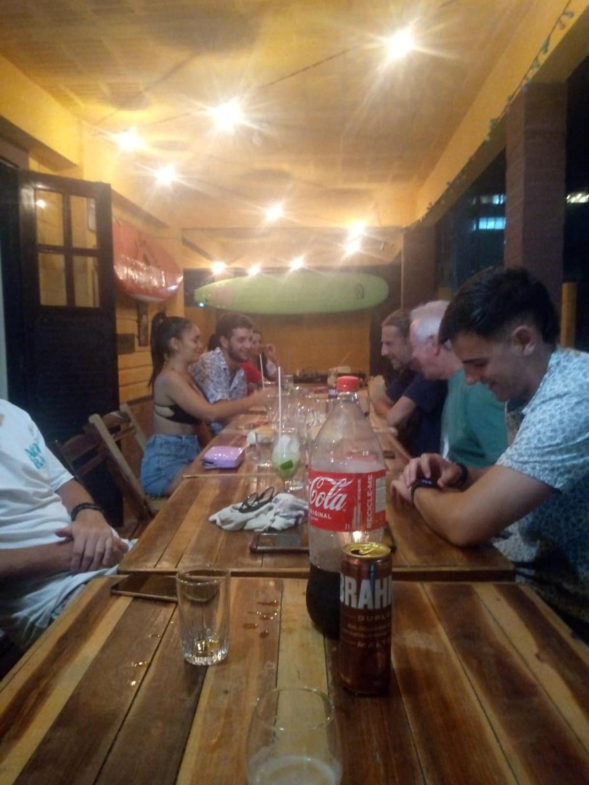 Hostel Porto Vip Порту-де-Галиньяш Экстерьер фото